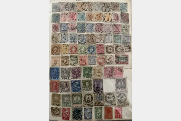 Empire austro-hongrois – Important lot de timbres anciens (Kreuzer, Heller, journaux, fiscaux)