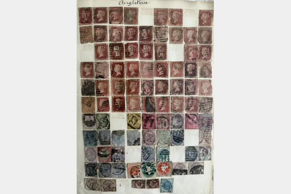 UK – Important lot de timbres anciens (Penny Red, fiscaux, télégraphe) – XIXe siècle