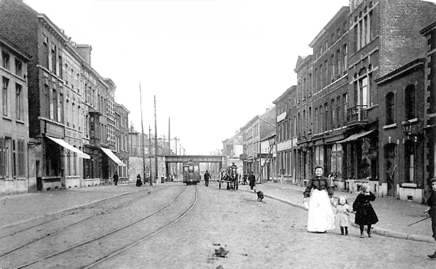 Anciennement route de Charleroi | Rue de Mons, Marchienne-au-Pont