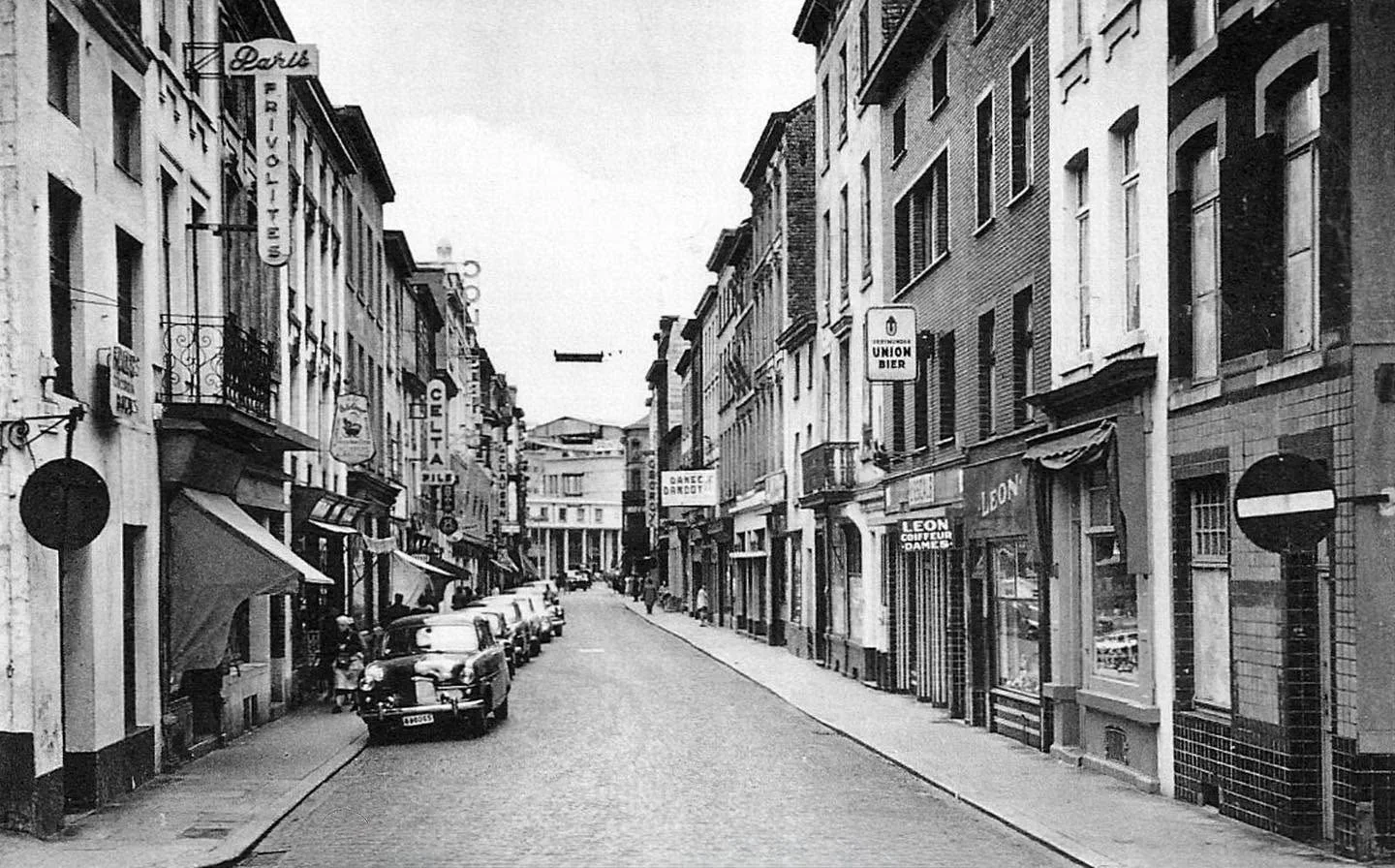 Autrefois cette rue reliait l’ancienne Porte de Marchienne à la Ville-Basse de Charleroi | Rue de Marchienne, Charleroi