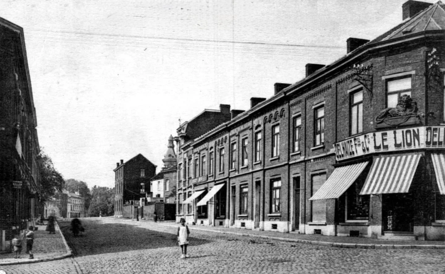 Avenue Jules Destree | Avenue Jules Destrée, Monceau-sur-Sambre