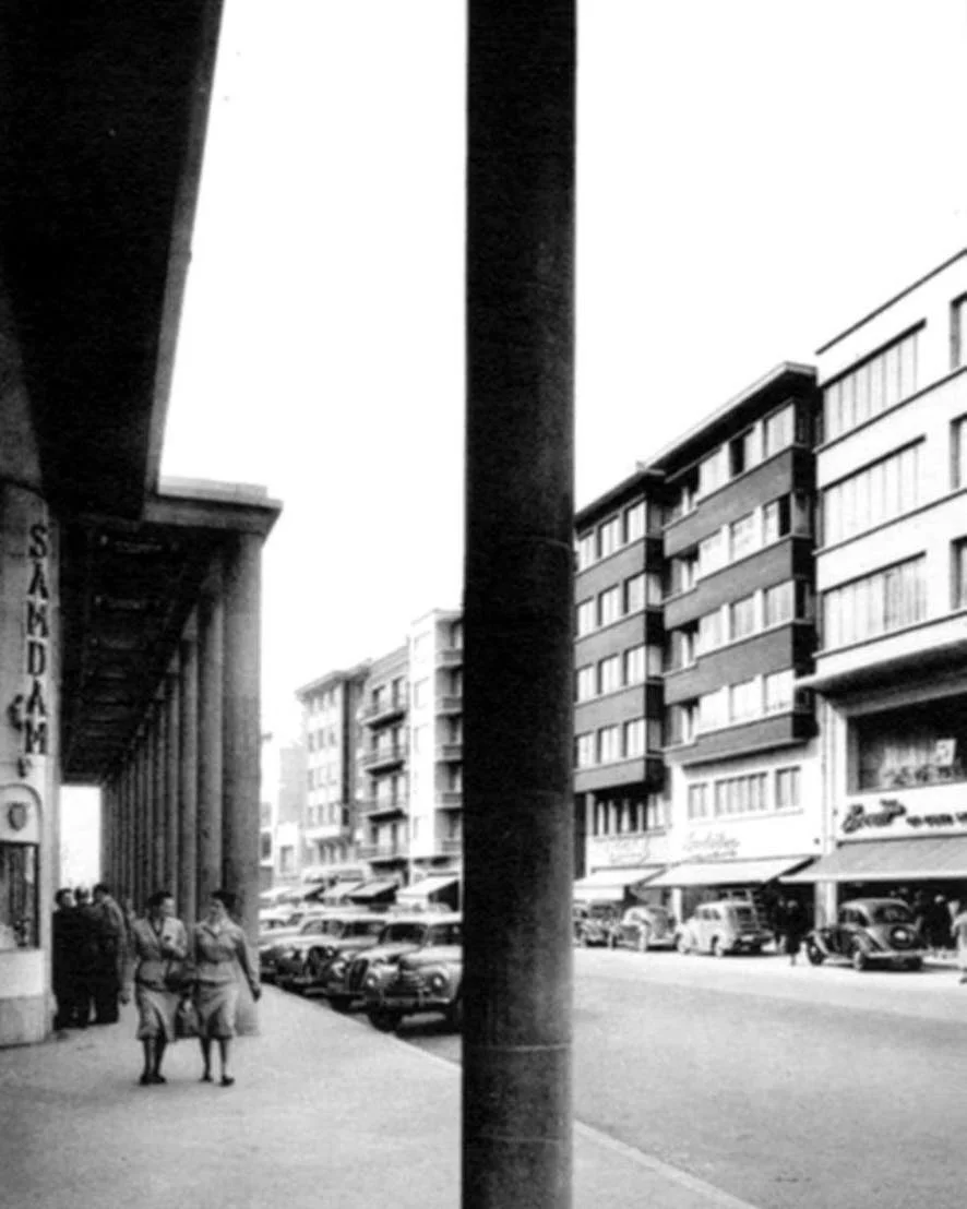 Les Colonnades | Boulevard Joseph Tirou, Charleroi